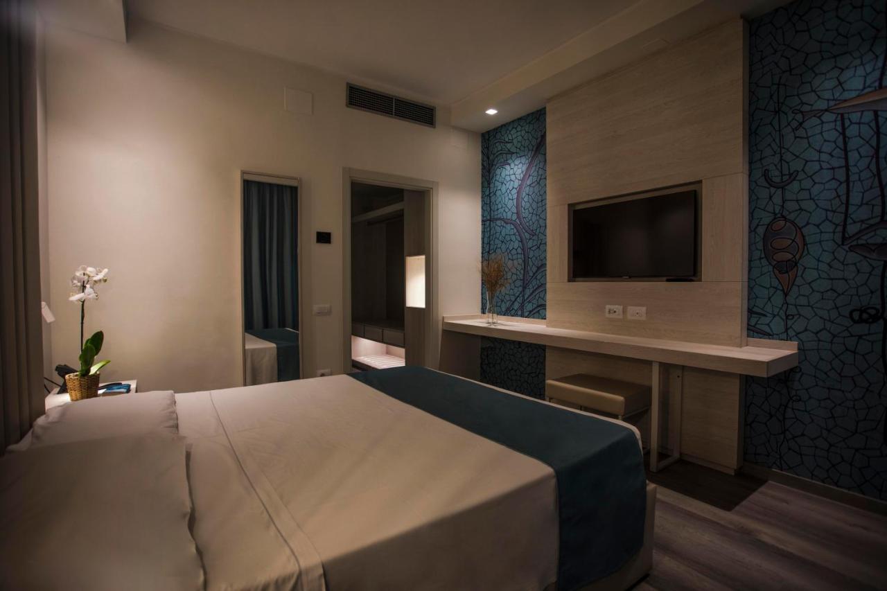 Hotel Rex Ліворно Екстер'єр фото